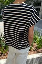 Manon Tee - white stripe on navy