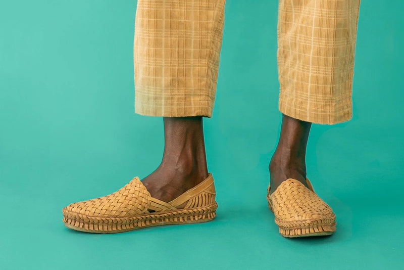 Woven Flat - Honey
